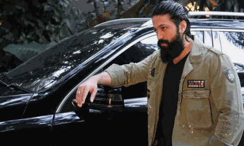 టాక్సిక్ బోయ్ గ్యారేజీలో టాప్‌-5 కార్లు