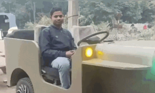 ఛార్జ్ చేస్తే 100కి.మీ. కారు.. ధర మాత్రం రూ.లక్షేనట