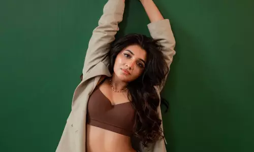 Mirnaa Menon Stuns in Beige Blazer Photoshoot