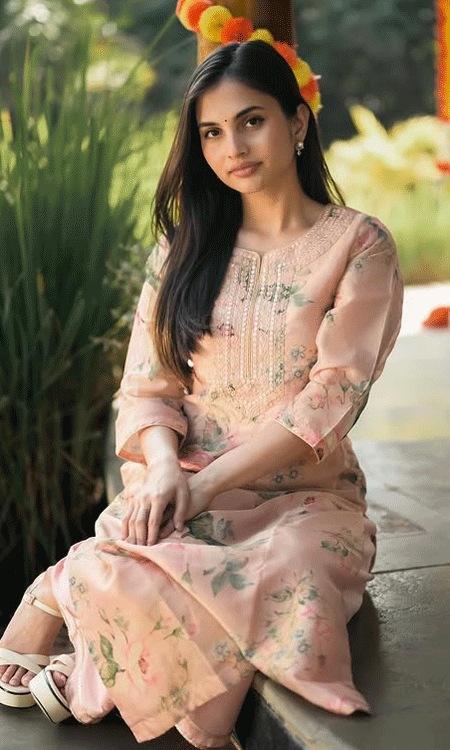 Ramya Pasupuleti Welcomes Sankranthi With New Dreams