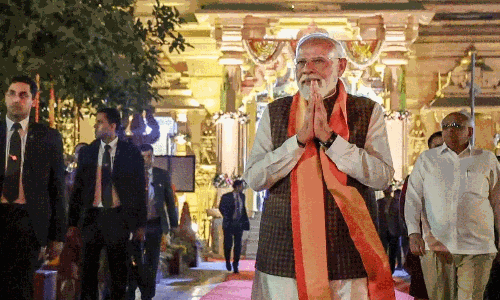 సోమనాథ క్షేత్రంలో మోదీ శౌర్యయాత్ర.. 108 అశ్వాల కవాతు.. ఆధ్యాత్మికతతో ఉట్టిపడ్డ చారిత్రక వైభవం!