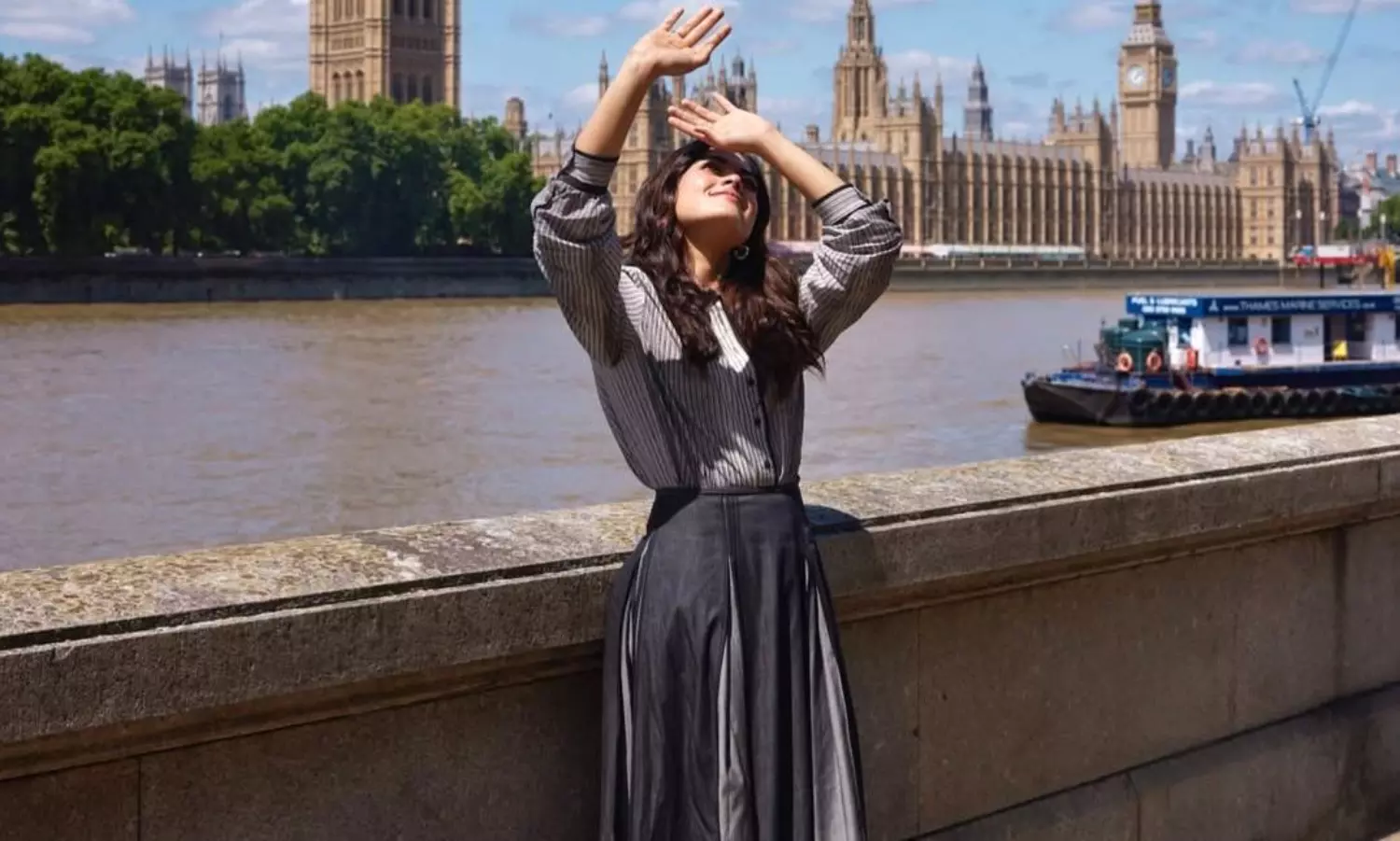 లండన్ వీధుల్లో రష్మిక.. ఈ లుక్ చూశారా..