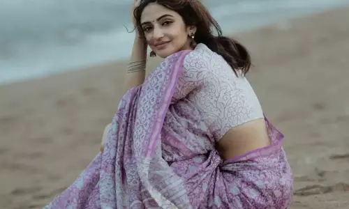 Sreeleela Slays Saree Look At Beach