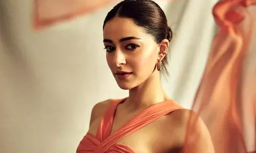 ప్లాప్ ల్లోనూ దూసుకుపోతున్న బ్యూటీ!