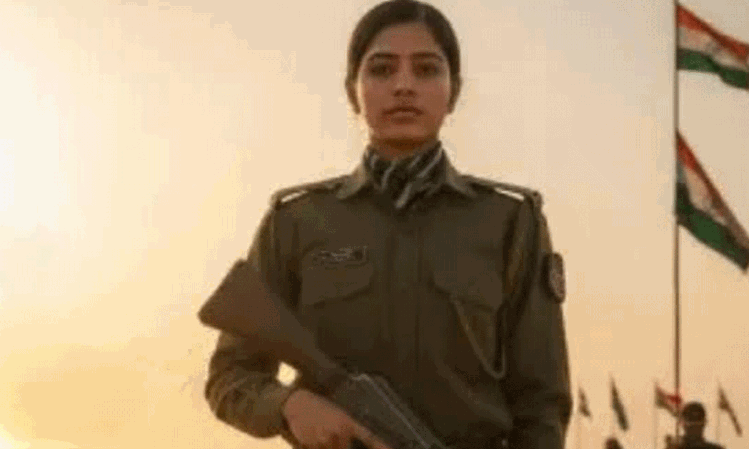 ఈ విజయం నా తల్లి పడ్డ కష్టానికి ప్రతిఫలం.. రంజనా భావోద్వేగం! ఈ విజయం నా తల్లి పడ్డ కష్టానికి ప్రతిఫలం.. రంజనా భావోద్వేగం!