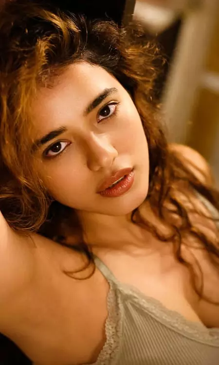 Ketika Sharma Exudes Raw Allure in Cozy Grey Glamour