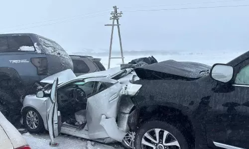 అబ్రాడ్ లో వెంటాడిన మృత్యువు.. భారతీయ విద్యార్థిని మృతి.. ఇద్దరికి తీవ్ర గాయాలు