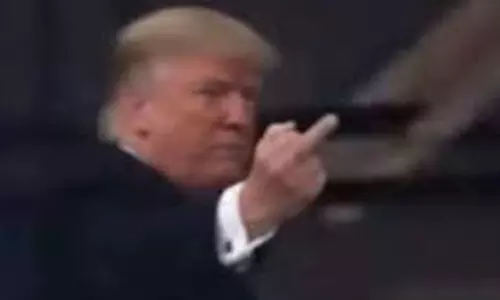 ఎఫ్ పదం.. మిడిల్ ఫింగర్.. ట్రంప్ వీడియో వైరల్!