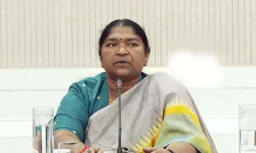 ములుగు జిల్లాకు ఏమైంది..? మంత్రి సీత‌క్క ఎందుకు ఆగ్ర‌హించారు?