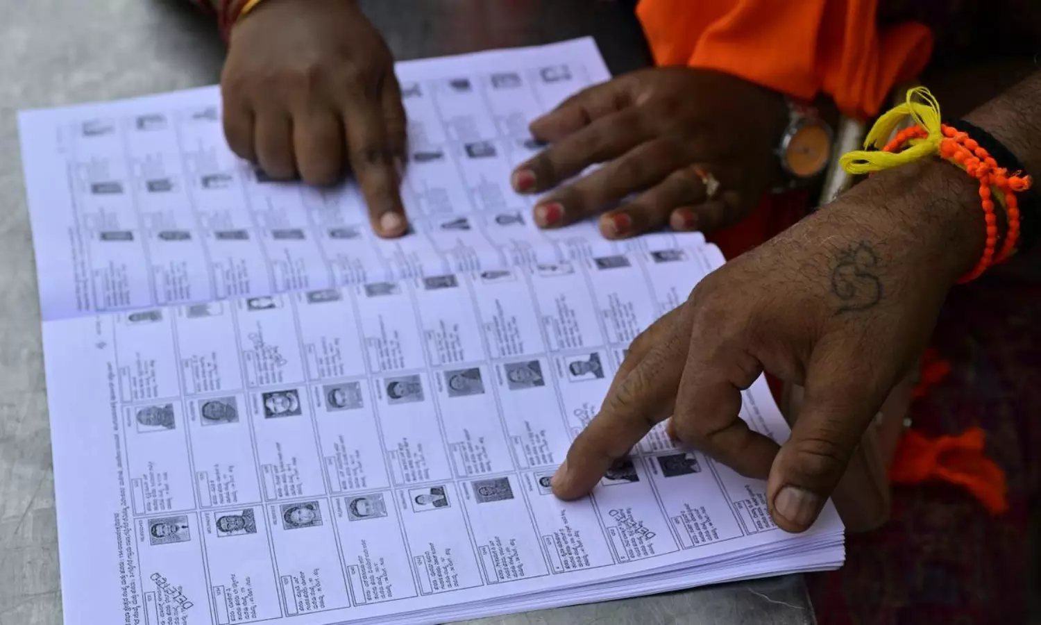 ఎవ‌రి ఓట్ల‌కు ఎస‌రు... ఏపీలో స‌ర్‌... !