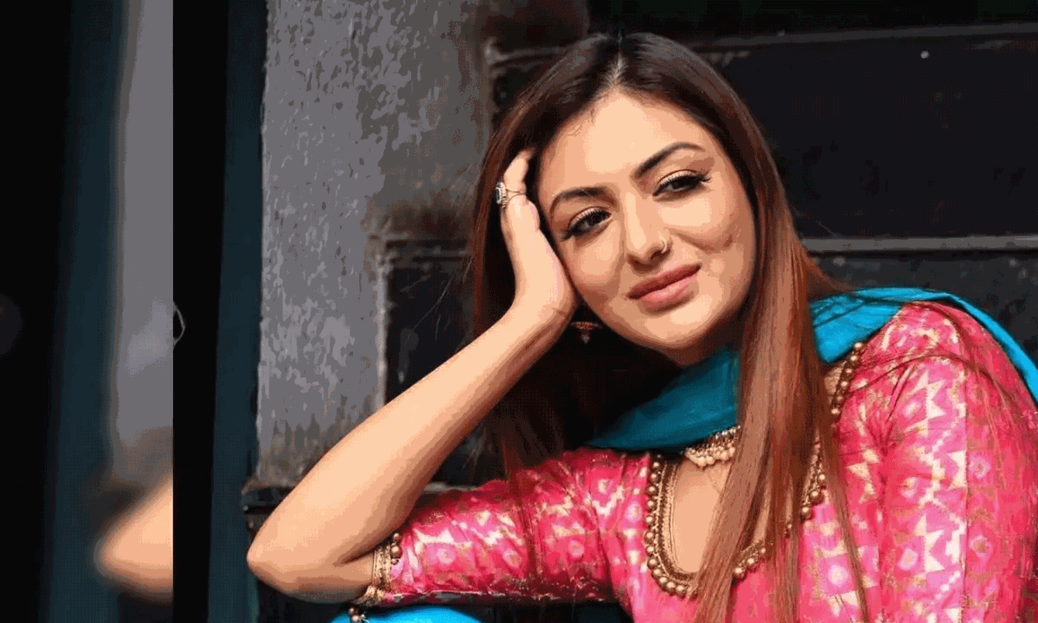 నటిపై పరువునష్టం దావా.. ఏకంగా రూ.100 కోట్ల షాక్!