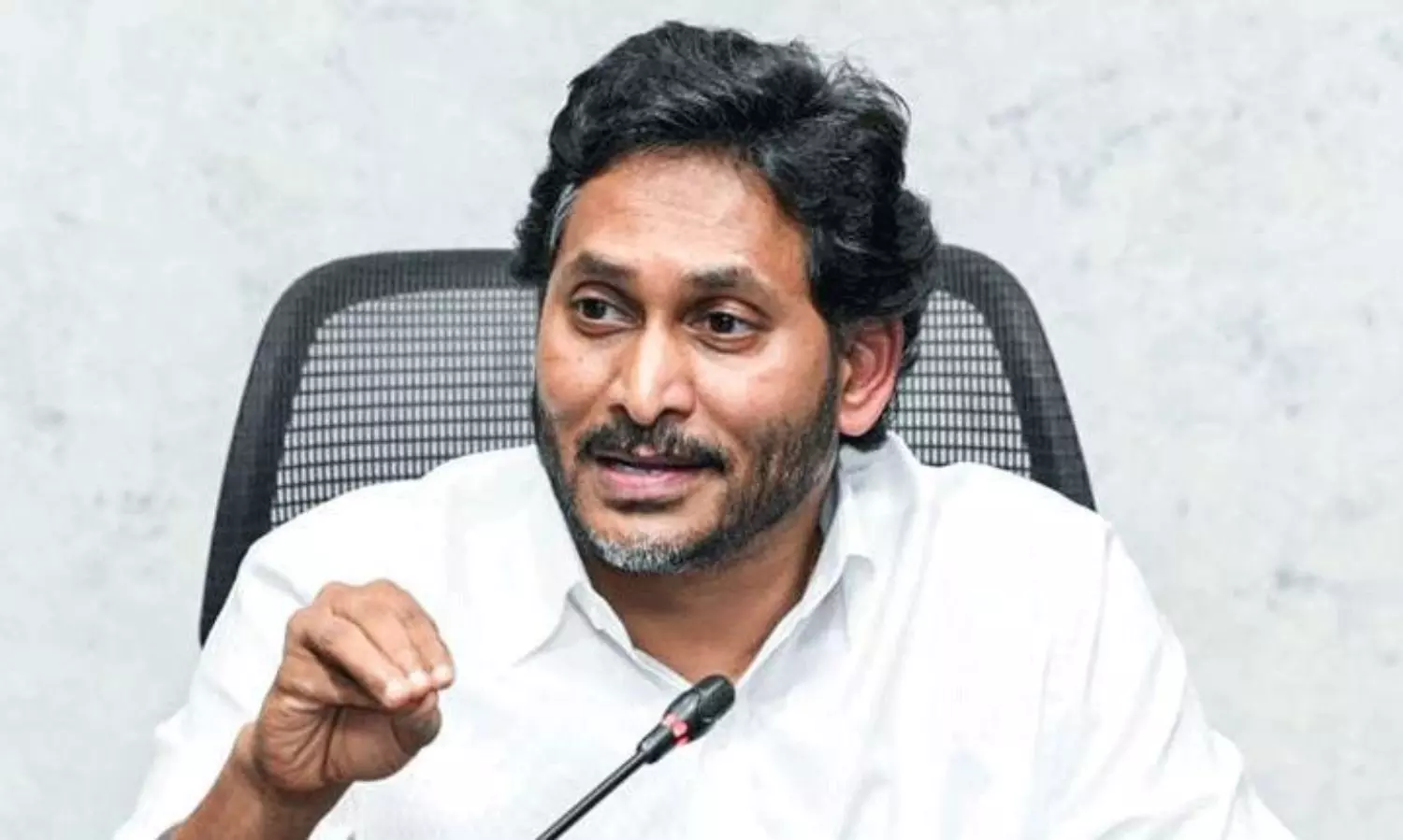 జ‌గ‌న్... సానుభూతిపైనే వైసీపీ ఆశ‌లు