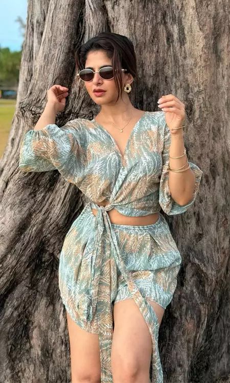 Iswarya Menons Stylish Resort Look