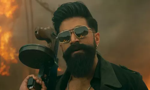 టాక్సిక్ టీజర్ ఇష్యూ.. సెన్సార్ చీఫ్ ఏమన్నారంటే?