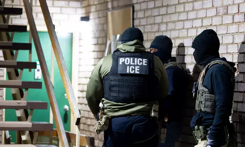 పార్ట్ టైం ఉద్యోగాలు చేసే భారత విద్యార్థులే టార్గెట్.. ఏరివేత షురూ చేసిన అమెరికా