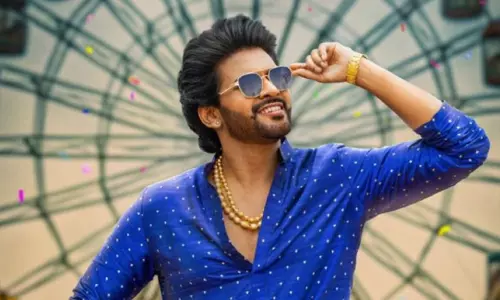 అన్ని సినిమా క‌థ‌ల్లో వెళ్లు పెడ‌తా!