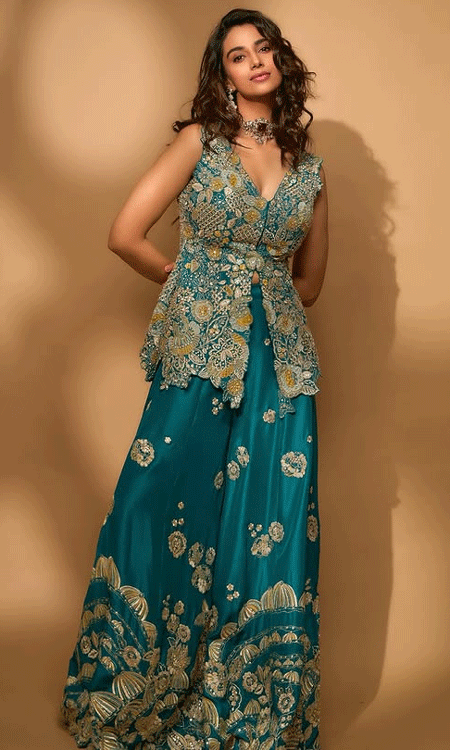 Meenaakshi Chaudhary’s Radiant Moment of Success