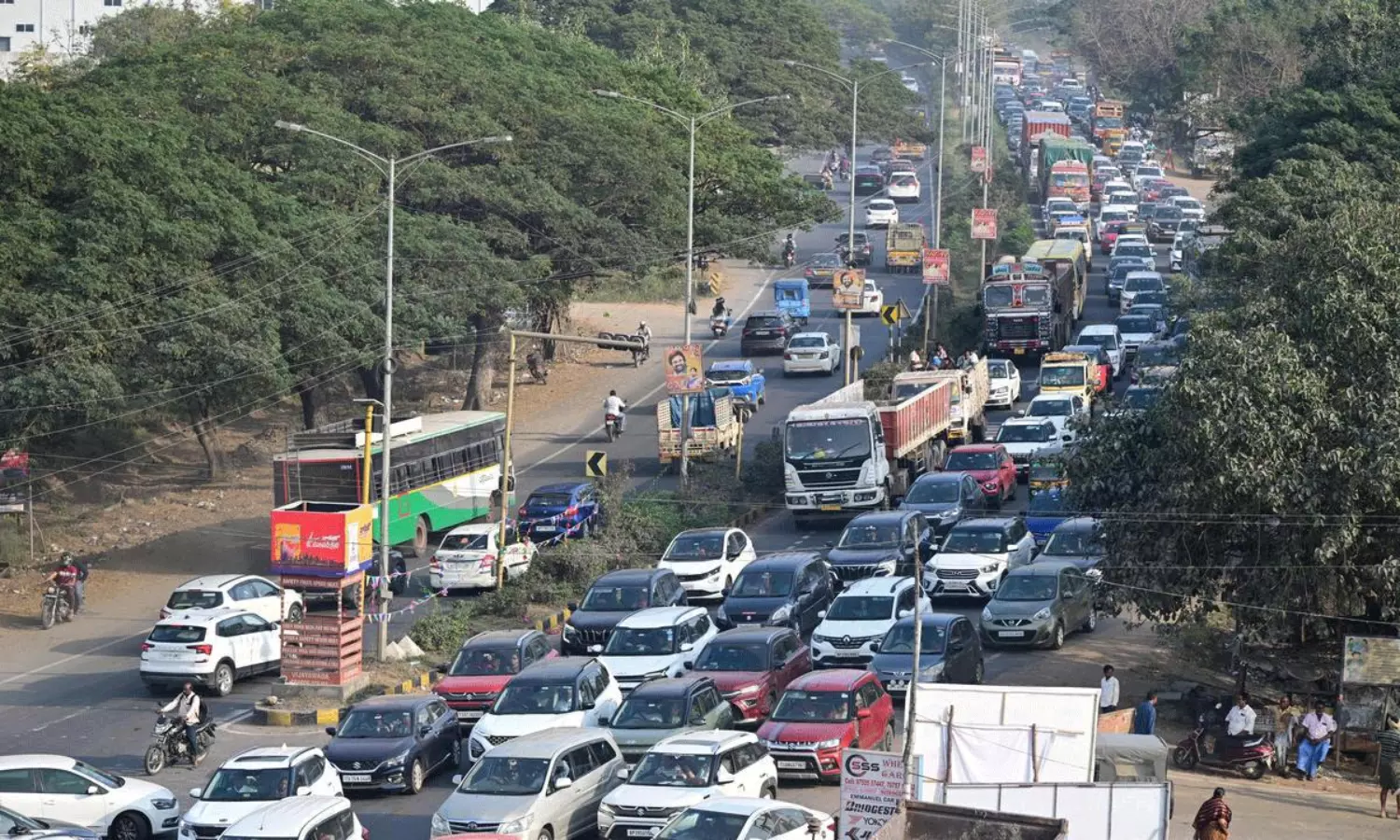 ఏపీ టు హైదరాబాద్ : తిరుగుప్రయాణం నరకం