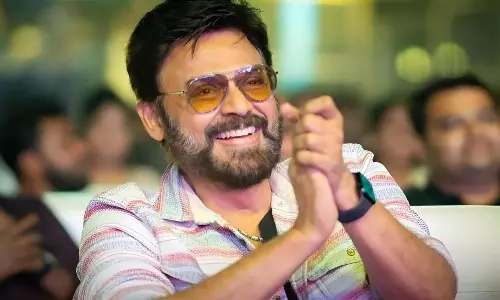 ఆ ఇద్దరి చేతుల్లో వెంకీ 500 కోట్లు!