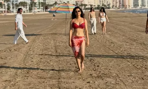 Ashika Ranganath: Effortless Glam with a Star Glow