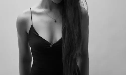 Mahira Sharma: Youthful Charm, Rising Stardom