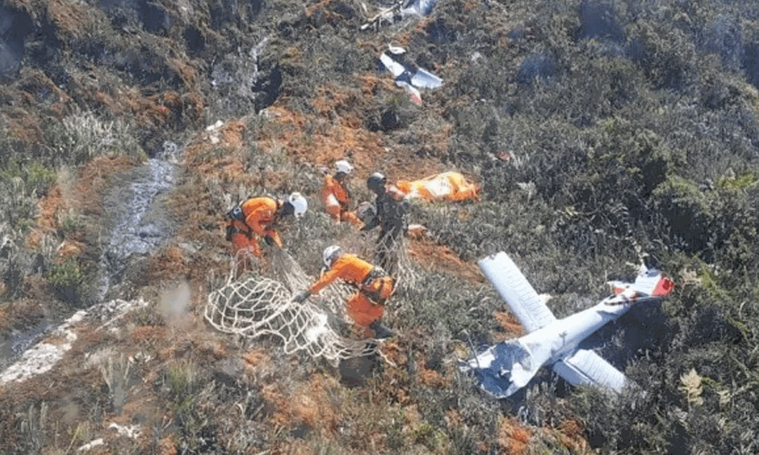 అదృశ్యమైన విమానం ఆచూకీ  లభ్యమే కానీ...!