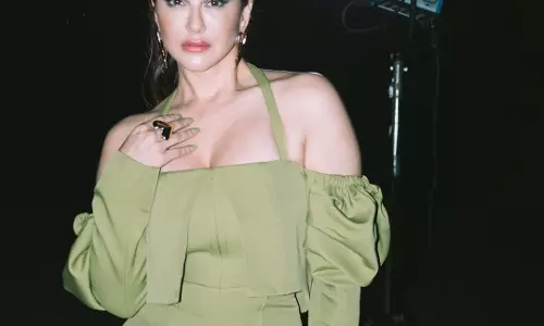 Sunny Leone: Spotlight Glow, Bold Green Glam, and Thrilling Upcoming Ventures