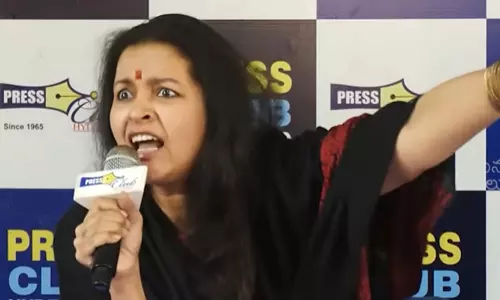 పేరెంట్స్, భర్త.. రేణు దేశాయ్ ఎమోషనల్ పోస్ట్.. పేరెంట్స్, భర్త.. రేణు దేశాయ్ ఎమోషనల్ పోస్ట్..