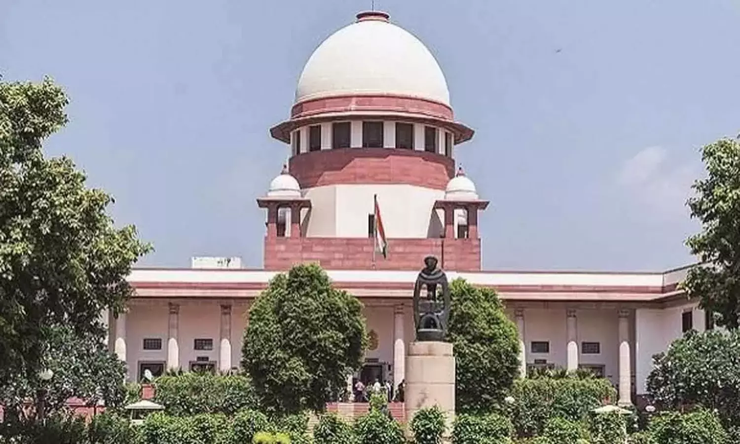 ఏపీ లిక్కర్ స్కాంలో  నిందితులకు బిగ్ షాక్.. సుప్రీం కీలక తీర్పు