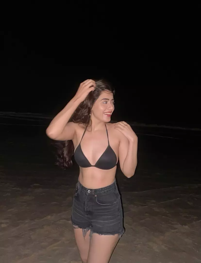 Moonlit Magic: Aarti Chhikara’s Midnight Beach Fashion Moonlit Magic: Aarti Chhikara’s Midnight Beach Fashion