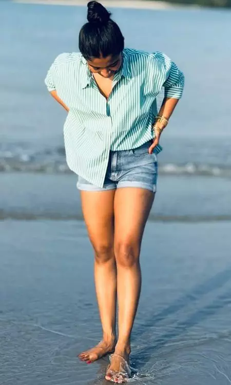 Chaithra J Achar’s Beach Photo Wins Hearts