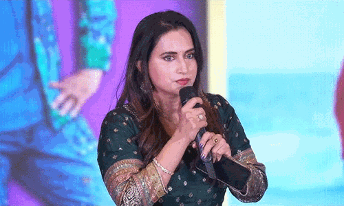 అనగనగా ఒక రాజు.. హీరోయినే మూవీ రైటర్..