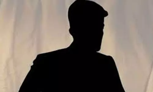 పైలెట్ కాబోయి న‌టుడ‌య్యాడు..అయినా ప‌ర్వాలే!