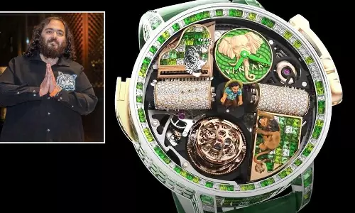 షాకింగ్ : అంబానీ ర‌త్నాల‌ వాచ్ ధ‌ర‌ 45 కోట్లు