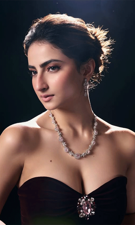 Palak Tiwari’s Regal Glam Moment