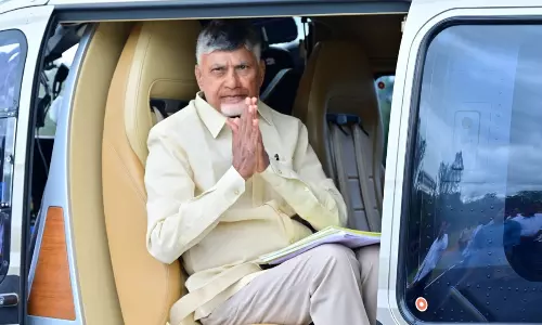 స్సెషల్ ఫ్లైట్ కోసం సీఎం చంద్రబాబు ఏడాది ఖర్చు లెక్క ఇదేనట
