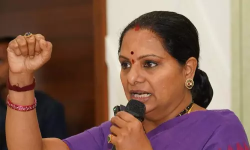 మున్సిపల్ బరిలో కవిత.. ఆ పార్టీ గుర్తుపై పోరాడుతామని స్పష్టం..