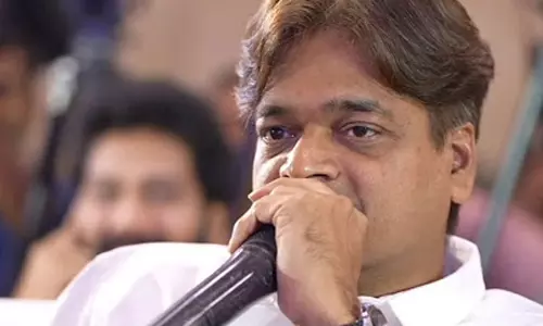 పవన్ ఫ్యాన్స్ ను అన్ బ్లాక్ చేసిన హరీష్ శంకర్.. అసలేం జరిగింది?