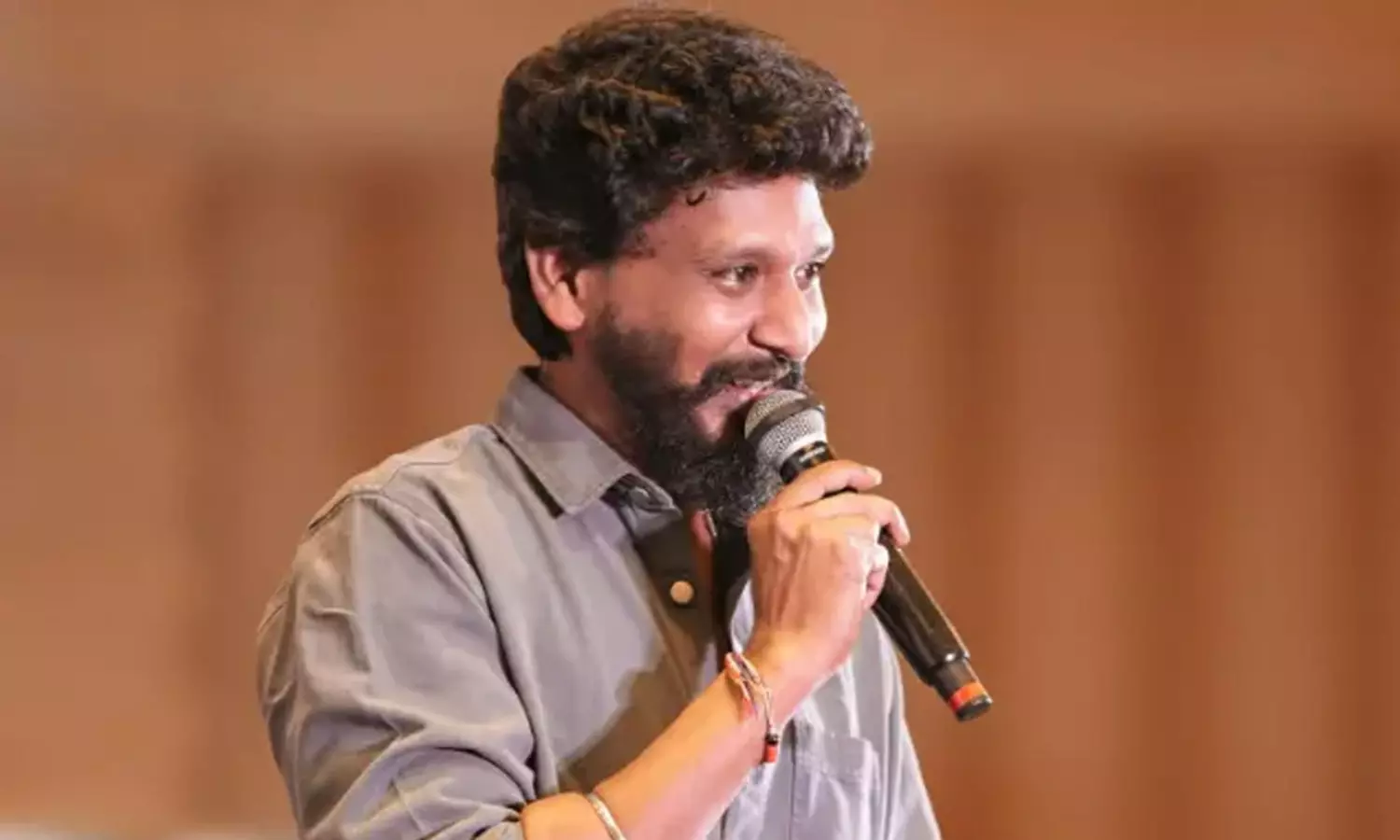 అల్లు అర్జున్ సినిమా.. అన్నిటికీ సమాధానమా..?