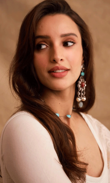 Triptii Dimris Timeless White Magic