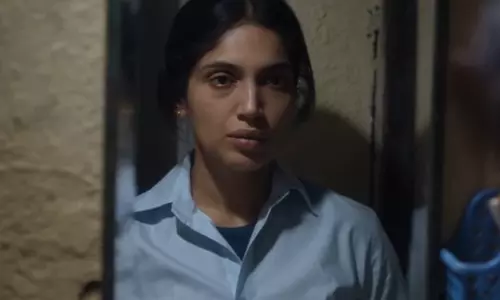 విమ‌ర్శ‌ల‌తో నెల‌ల త‌ర‌బ‌డి క‌న్నీటి ప‌ర్యంతం!