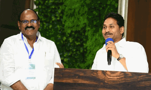 150 నియోజకవర్గాల్లో పాదయాత్ర.. జగన్ సంచలన ప్రకటన