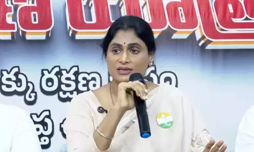 మళ్లీ మొదలుపెట్టిన షర్మిల.. జగన్ పై సెటైర్లు