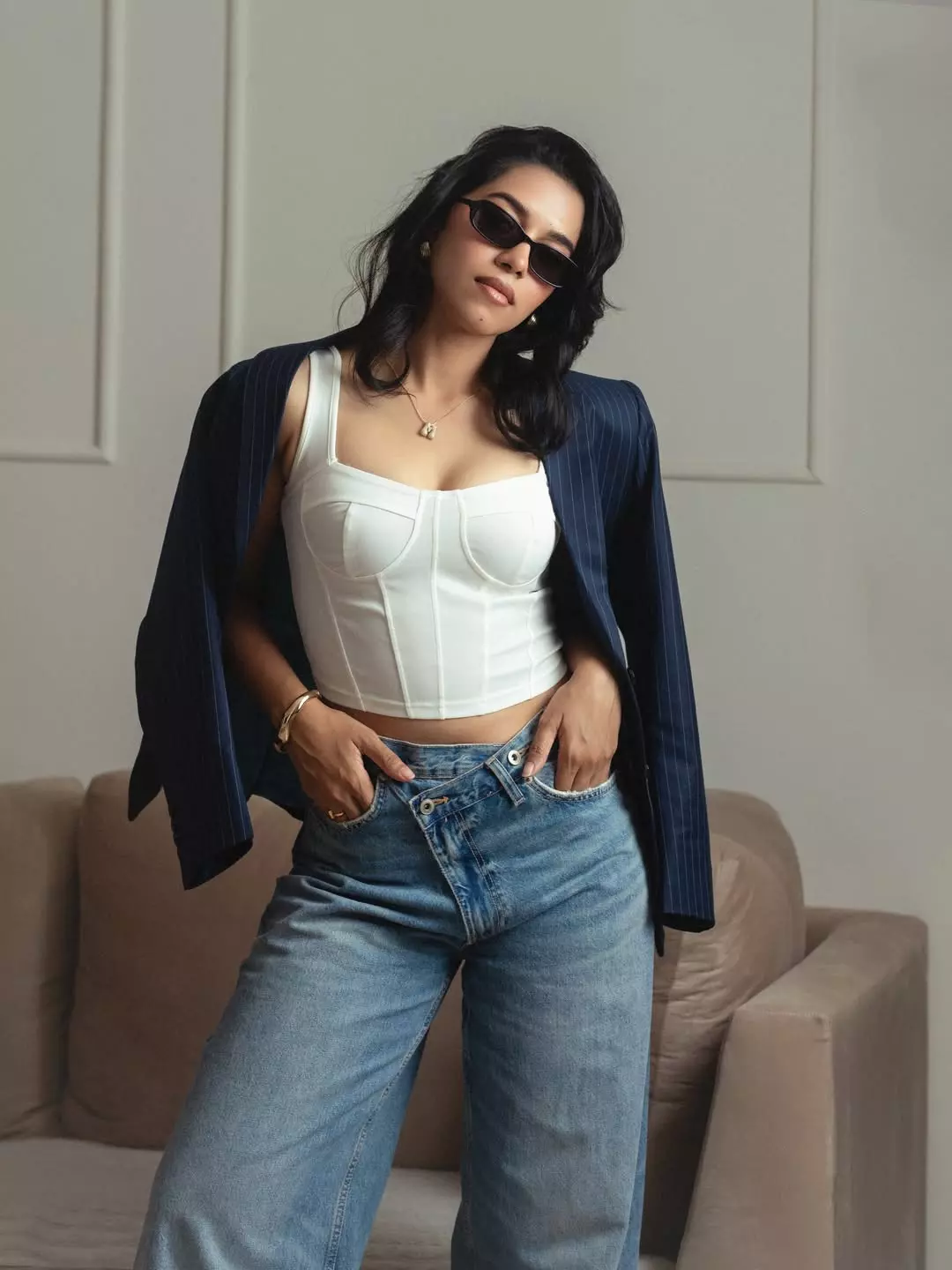 Mirnalini Ravi Slays the Casual Chic Look Mirnalini Ravi Slays the Casual Chic Look