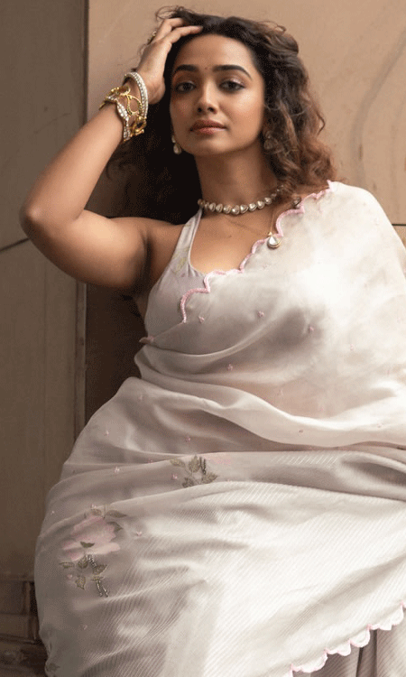 Saanve Megghana: Saree Elegance Meets Rising Stardom in South Cinema