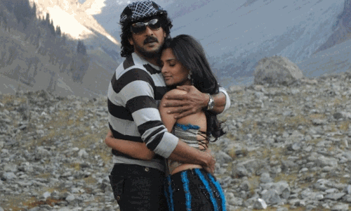 19 ఏళ్ల తర్వాత 14 మంది హీరోలతో విడుదలైన రక్త కశ్మీర.. ఆశ్చర్యం ఏమిటంటే?