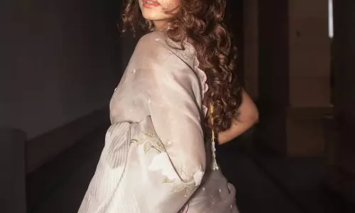 Saanve Megghana: Saree Elegance Meets Rising Stardom in South Cinema