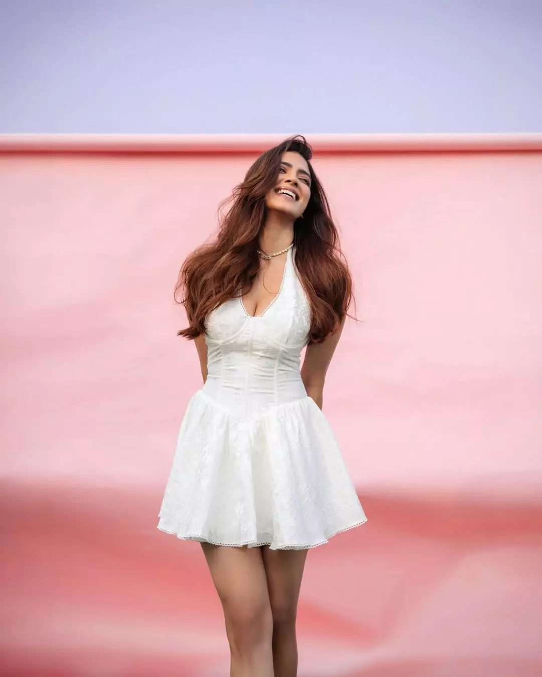 Malavika Mohanans Joyful Glow: Good Hair Day Vibes Malavika Mohanans Joyful Glow: Good Hair Day Vibes