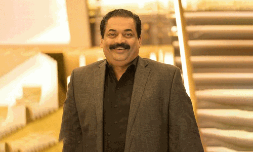 ఐటీ తనిఖీల వేళ రియల్ ఎస్టేట్ టైకూన్ సూసైడ్