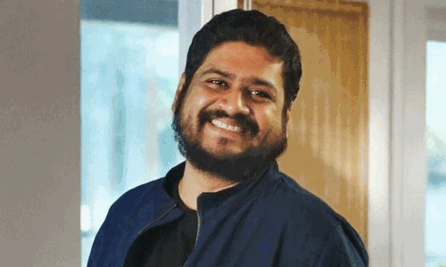 ఓం రౌత్.. టాలీవుడ్ హీరోతో ఆ సీక్రెట్ మీటింగ్ దేనికోసం? ఓం రౌత్.. టాలీవుడ్ హీరోతో ఆ సీక్రెట్ మీటింగ్ దేనికోసం?